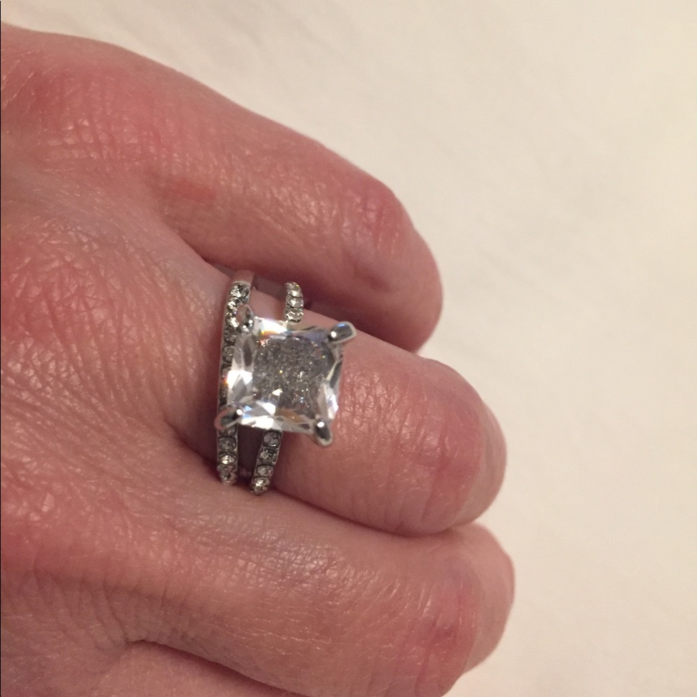 2pcs 1.8Ct. Princess Cut Sapphire Wedding Set - Picture 4 of 4